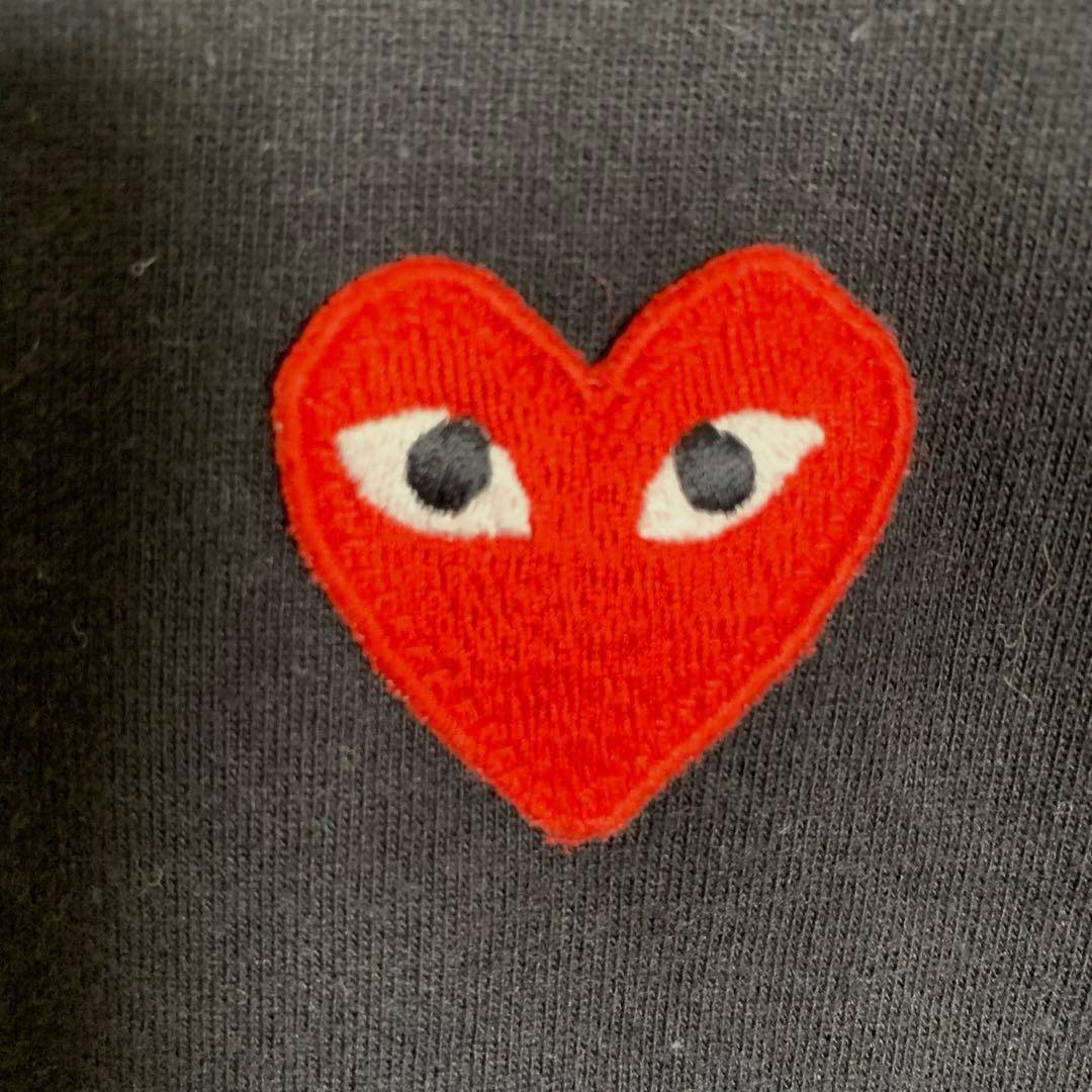 ＰＬＡＹ　ＣＯＭＭＥdesＧＡＲＣＯＮＳ　プレイ　　コムデギャルソン　Ｔシャツ