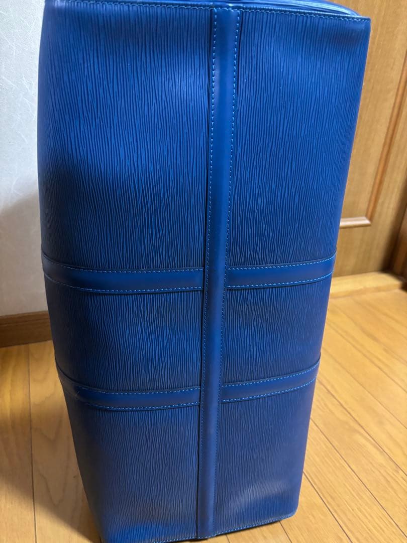 ルイヴィトン　エピレザー　 キーポル55 トレドブルー　 ユニセックス