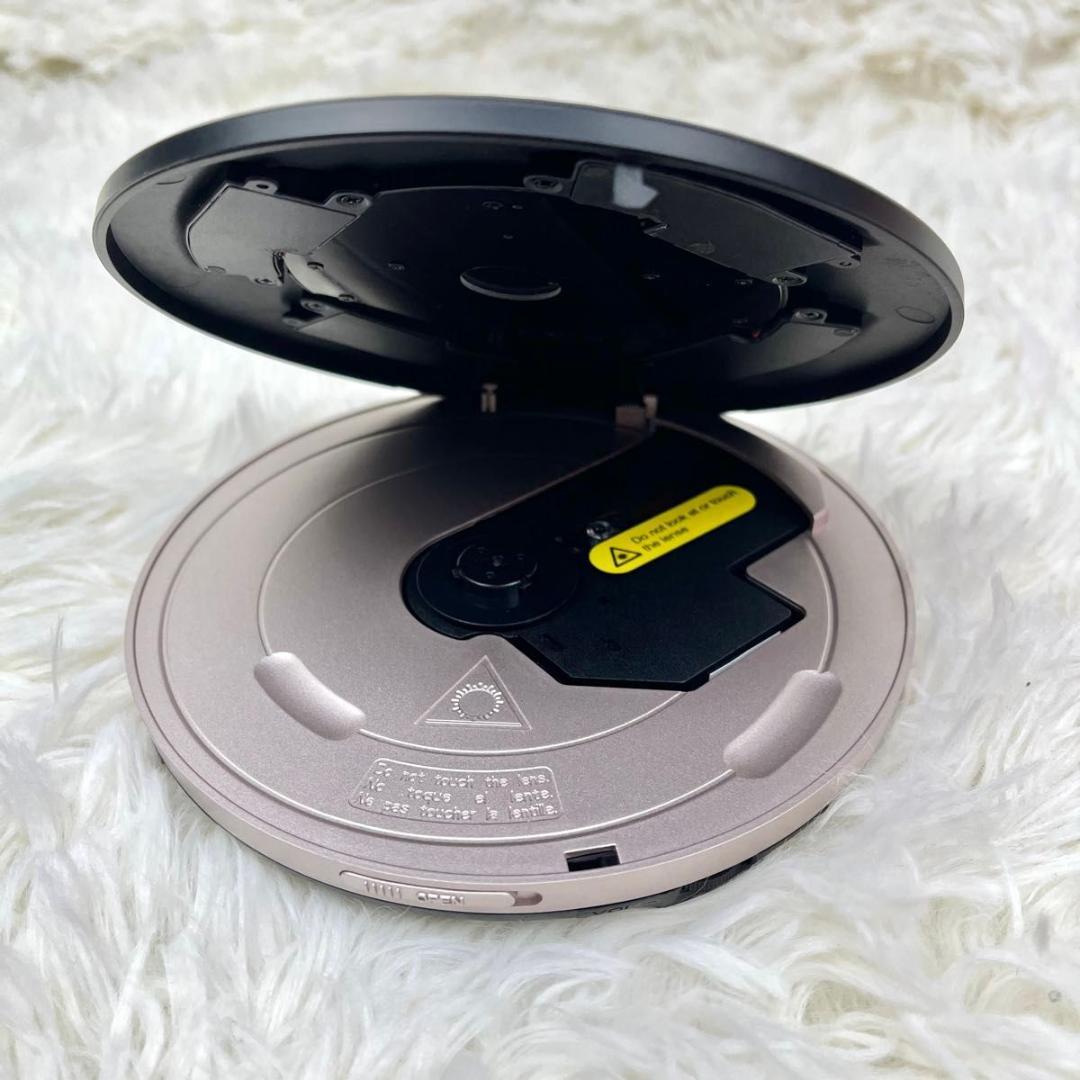 【極美品】HOTT Bluetooth ポータブルCDプレーヤー C228