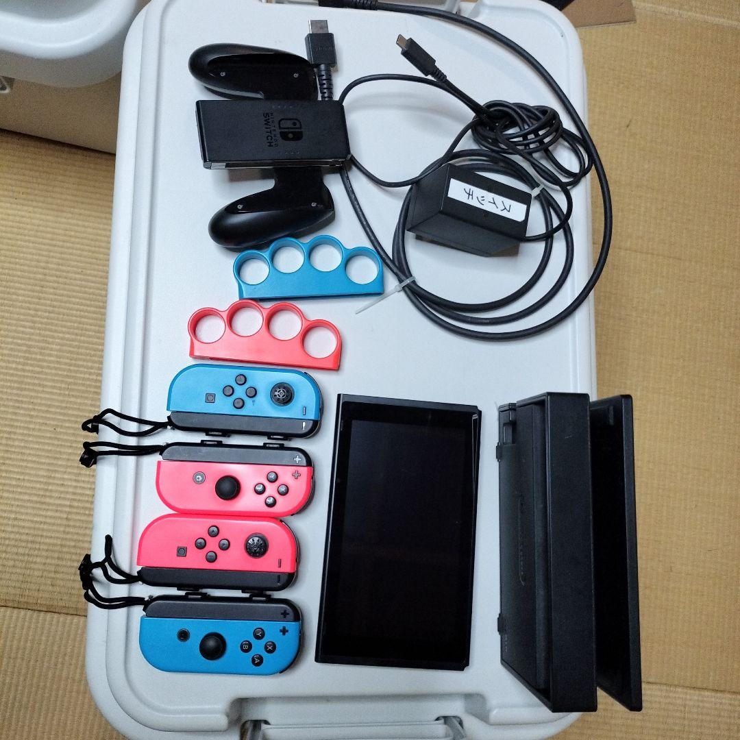 Nintendo Switch 本体 赤・青 Joy-Con 付属品あり