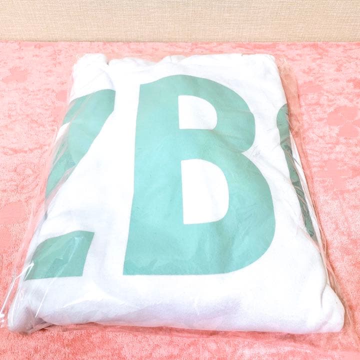 水溜りボンド ビックロゴパーカー ホワイト Lサイズ 【新品 未開封】