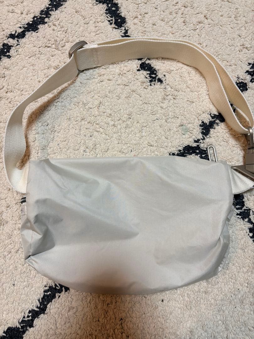 値下げレスポートサックエッセンシャルベルトバック白◇美品