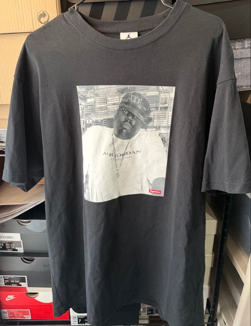 Supreme Jordan Biggie S/S Top ジョーダン Tシャツ