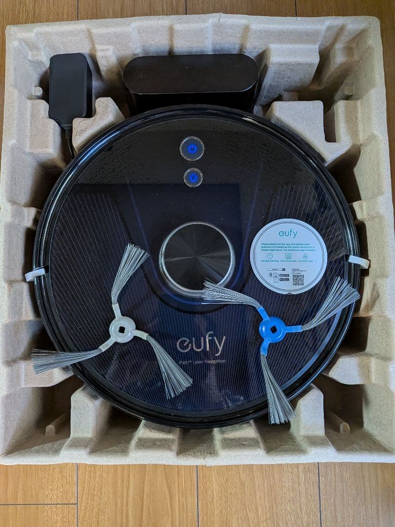 Eufy Robovac L35 Hybrid 本体
