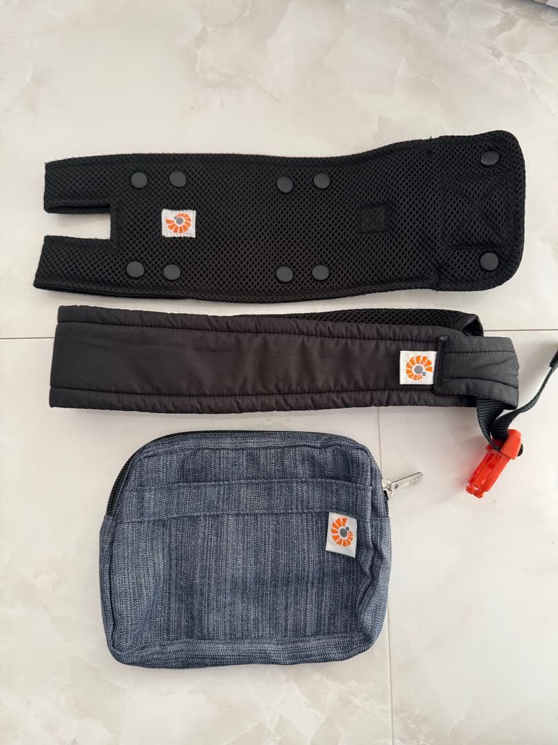 【極美品】正規品 エルゴベビー クールエア オムニ360 デニム 抱っこ紐