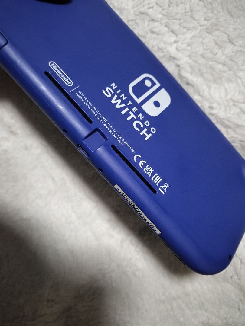 動作品Nintendo Switch Lite ブルー良品肉球カバーつき