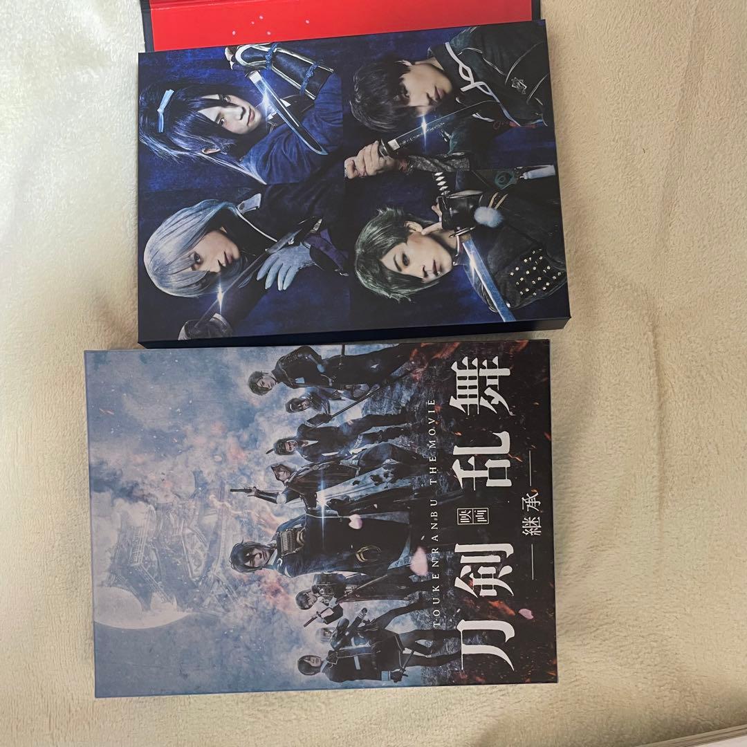 映画刀剣乱舞DVD、特典ブロマイド、漫画2巻