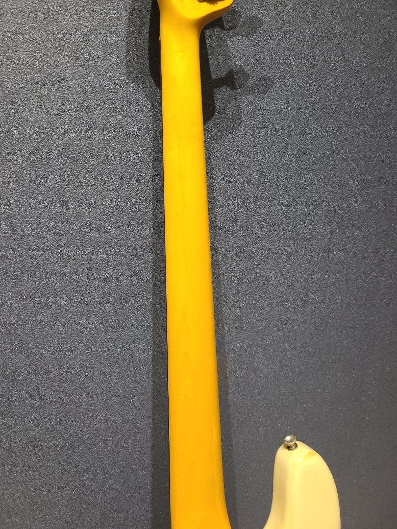 ベース Fender Japan PB70-70US OWH