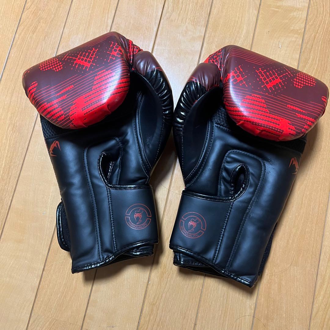 VENUM ボクシンググローブ 16oz 赤×黒 美品 格闘技