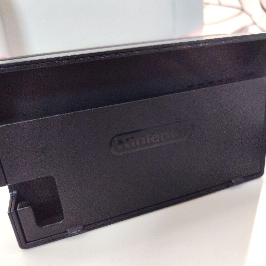 ☆箱あり☆NintendoSwitch　新型モデル　画面保護ガラスフィルム付