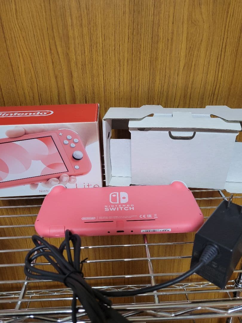 ジャンクNintendo Switch Lite ピンク 本体