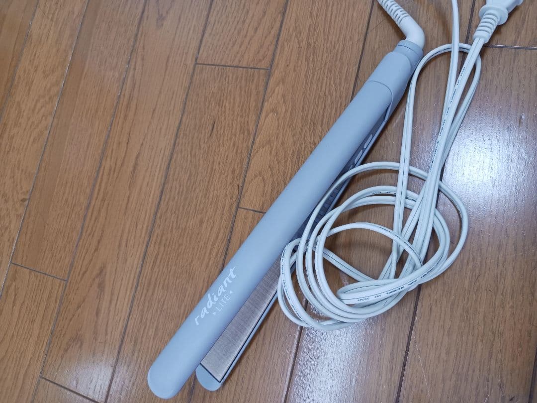 ラディアント ストレートアイロンライト