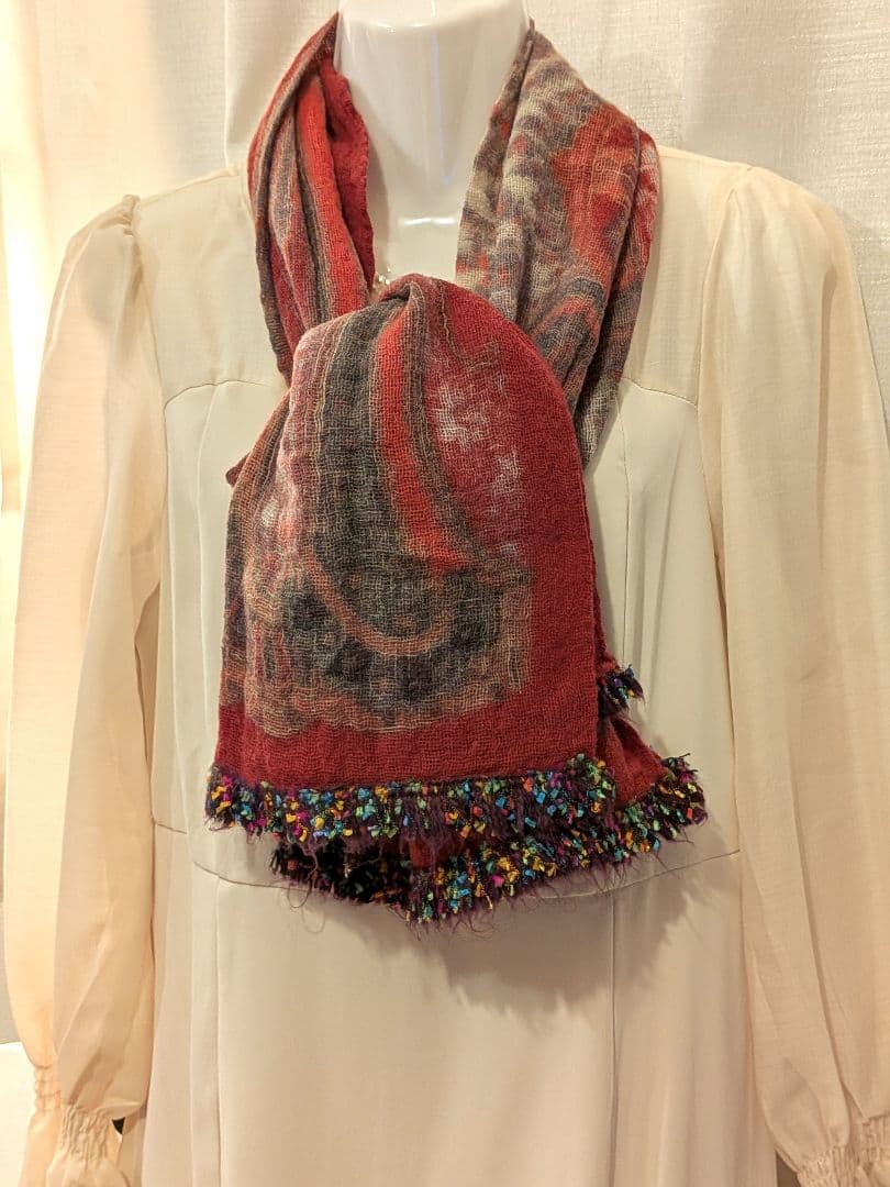 ETRO 　赤　ウールペイズリー柄ストール