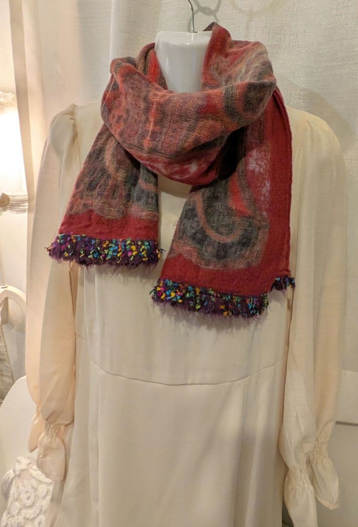 ETRO 　赤　ウールペイズリー柄ストール