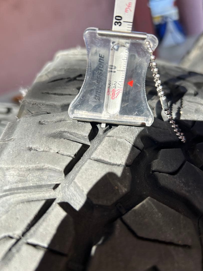 タイヤ・ホイール BFGoodrich All-Terrain T/A ko2 225/70r16
