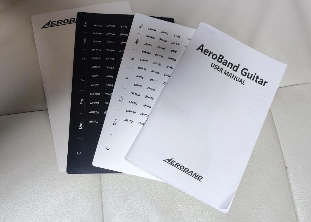 a*7様 Aeroband Guitar AG01 スマートギター ケース付・ほ