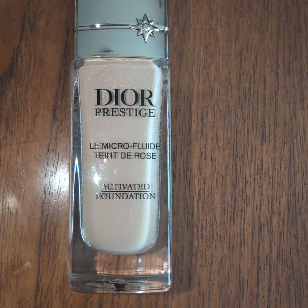 Dior プレステージ ル マイクロ フルイド タン ２N ニュートラル
