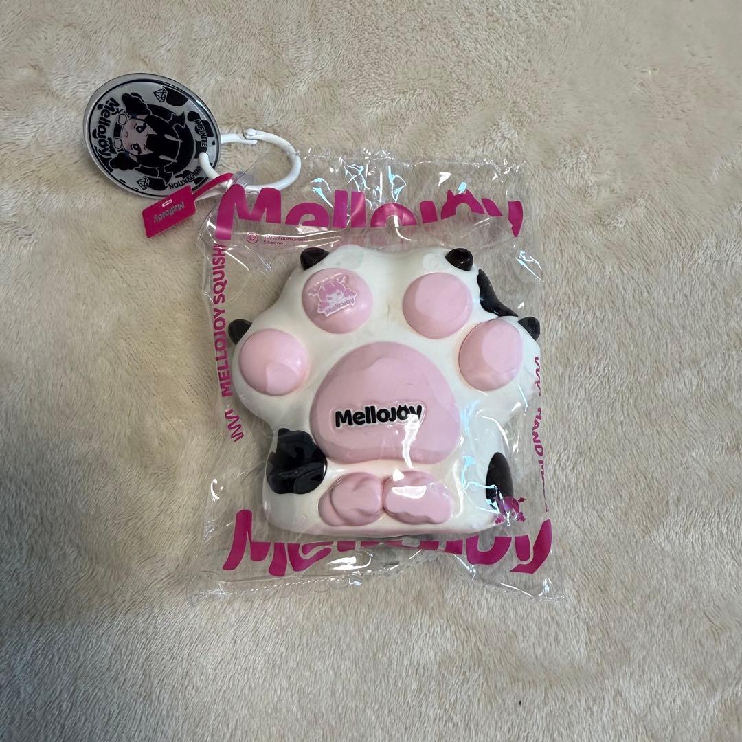 メロジョイ Mellojoy 癒しの猫爪 ミルク爪 スクイーズ