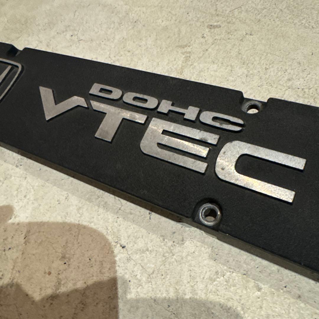 Honda DOHC VTEC エンジンカバー　S2000 AP1