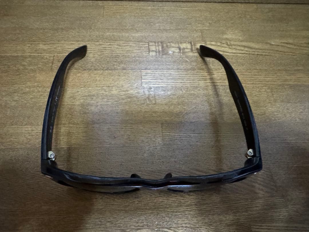 小物 Ray Ban NEW WAYFARER CLASSIC