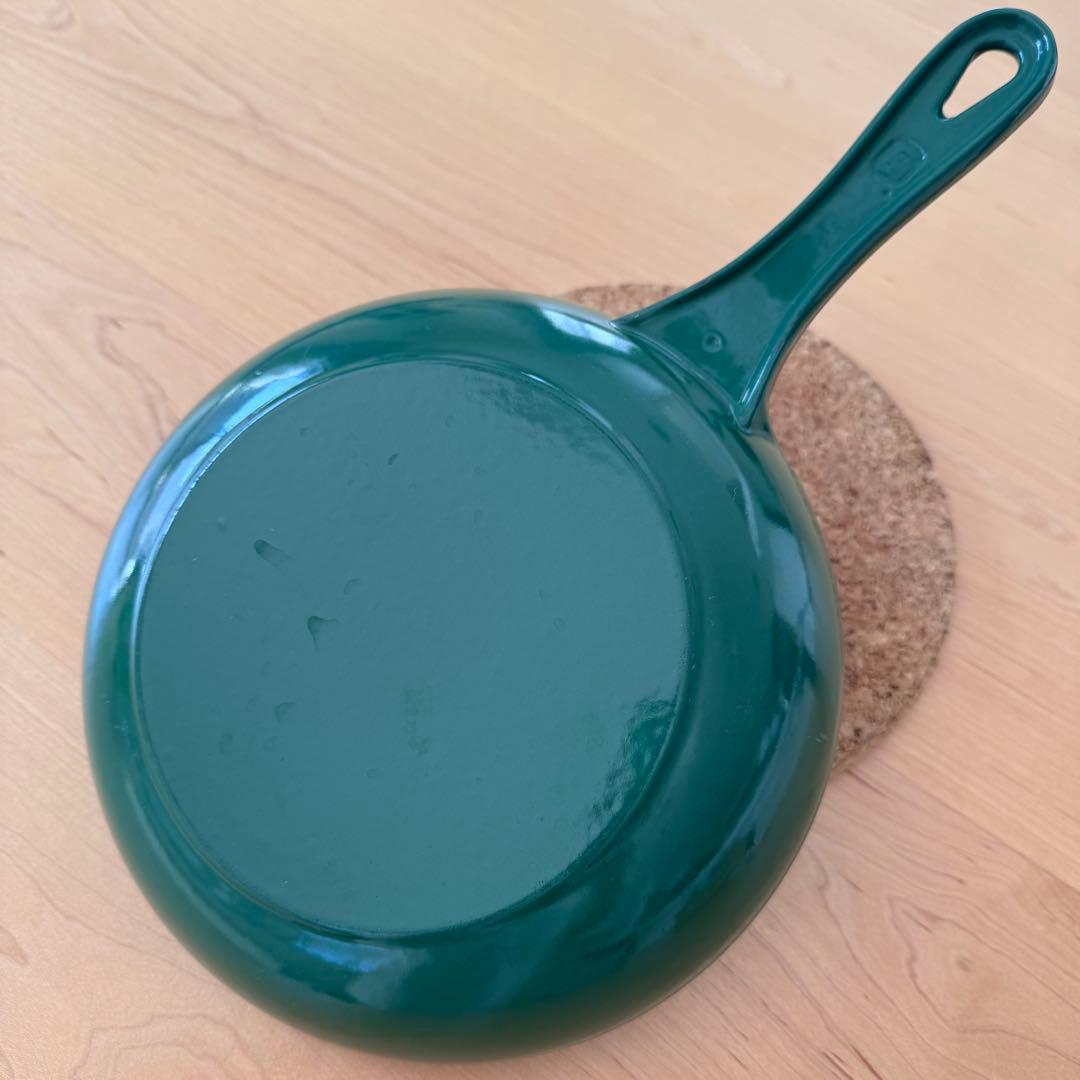 LE CREUSET スキレット グリーン 緑 約20cm