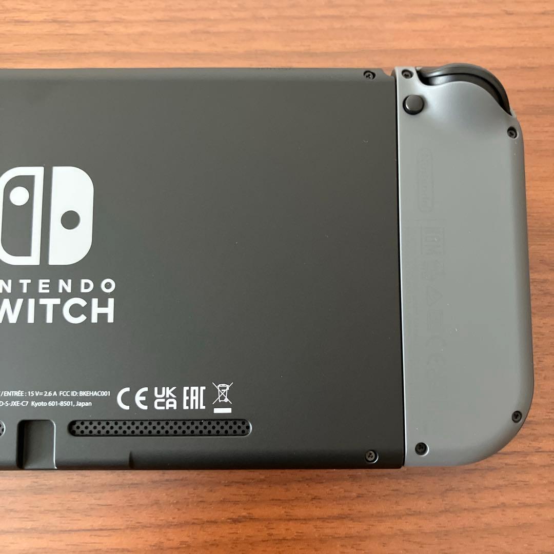 【美品】Nintendo Switch カスタマイズモデル グレー ケース付き
