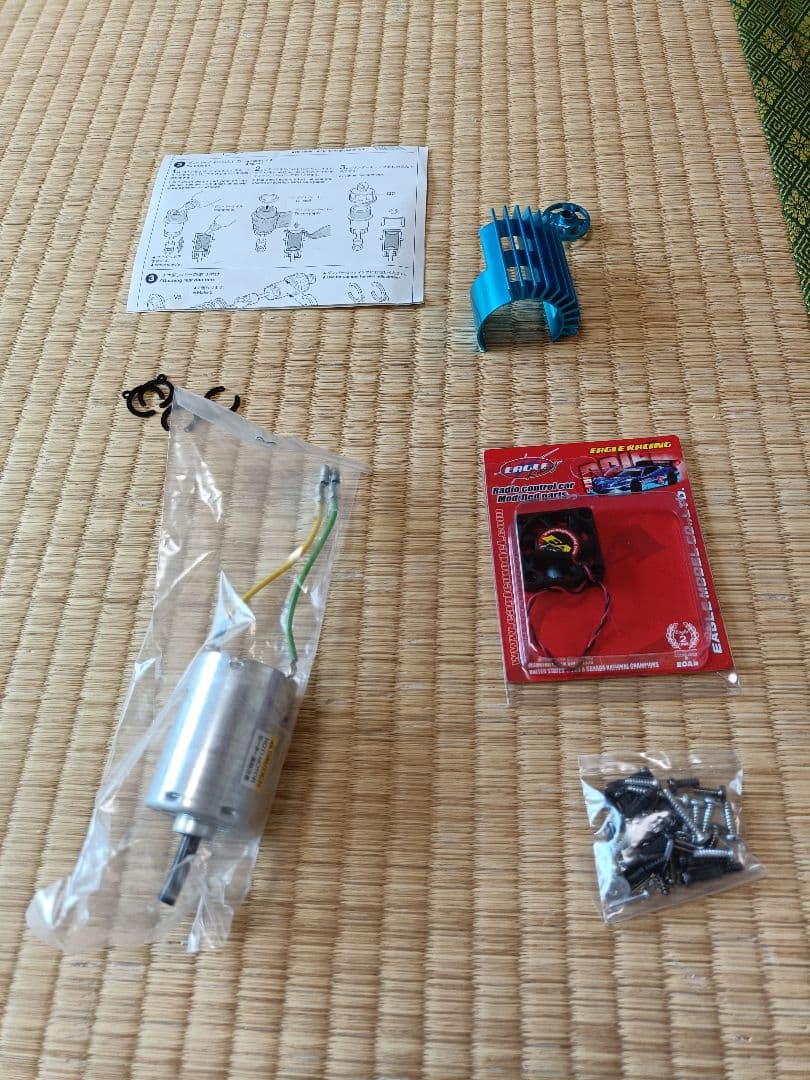 タミヤ　tt02　ドリフト可能！　メカなし おまけ多数