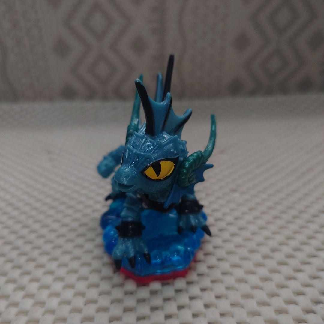 ゲームキャラクター Skylanders TrapTeam | Water Element Echo