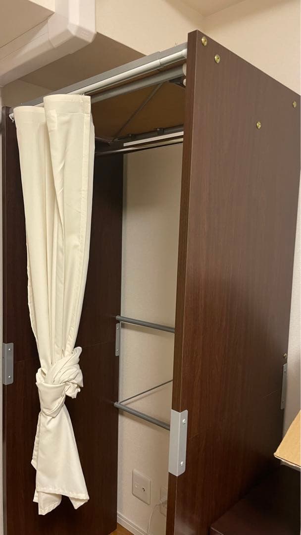 【定価の約4割】ニトリ　伸縮クローゼットハンガーラック(幅85cm ブラウン)