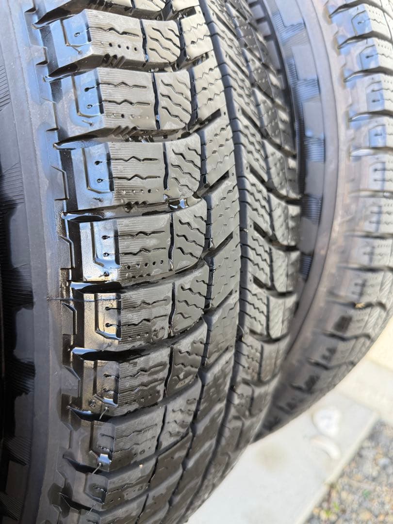 ③バリ溝 ホイール付 195/80/R15LT ミシュラン アジリス X-ICE