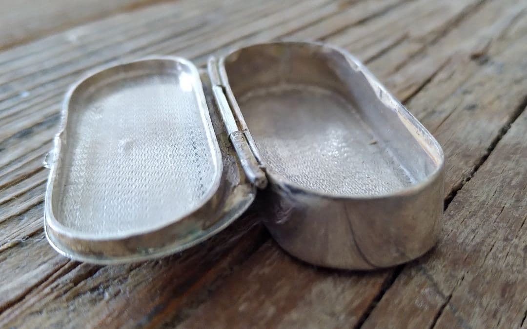 Sterling Silver Pill Box シルバーピルケース