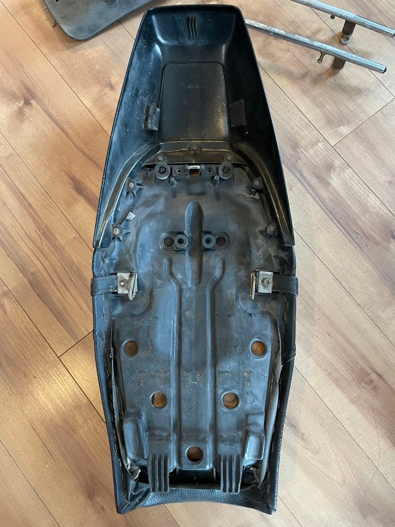 GB250 クラブマン　純正シート、テールランプ、タンデムバー