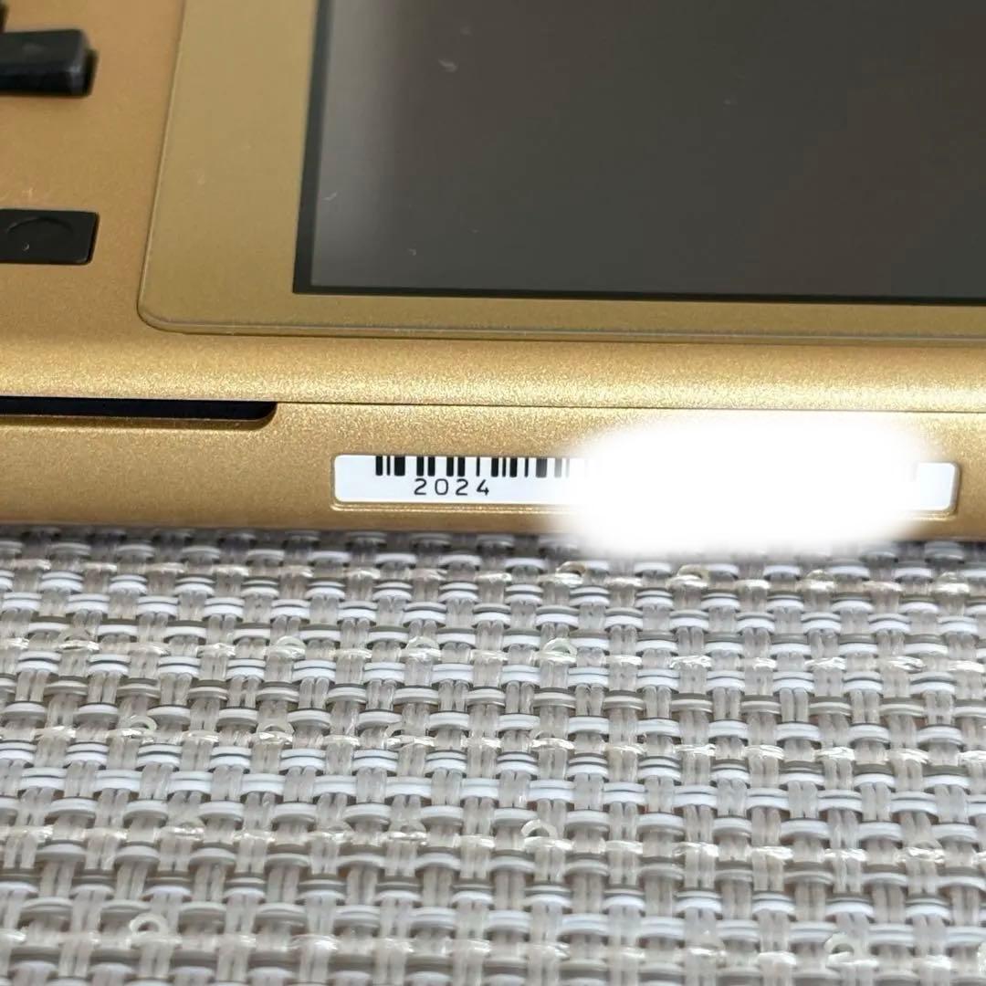Nintendo Switch Liteハイラルエディション