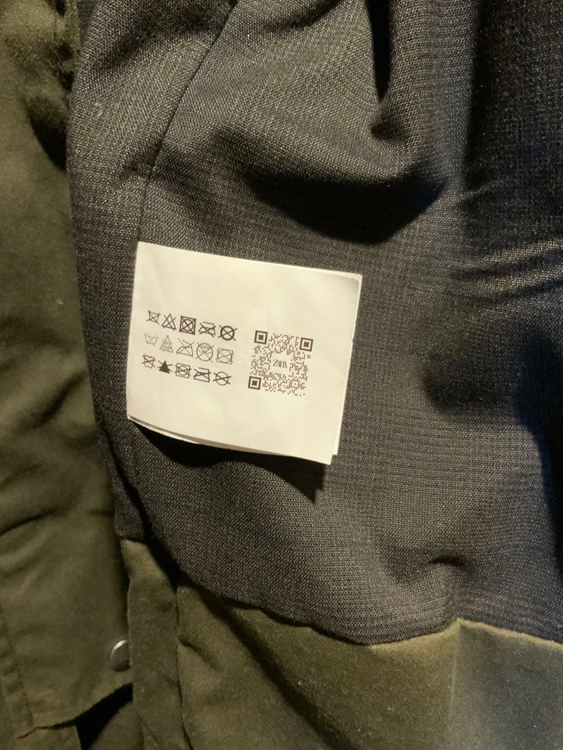【モッズコート】ミリタリー風・ワックス加工・ボタンで丈変更可能・フード取外し可能