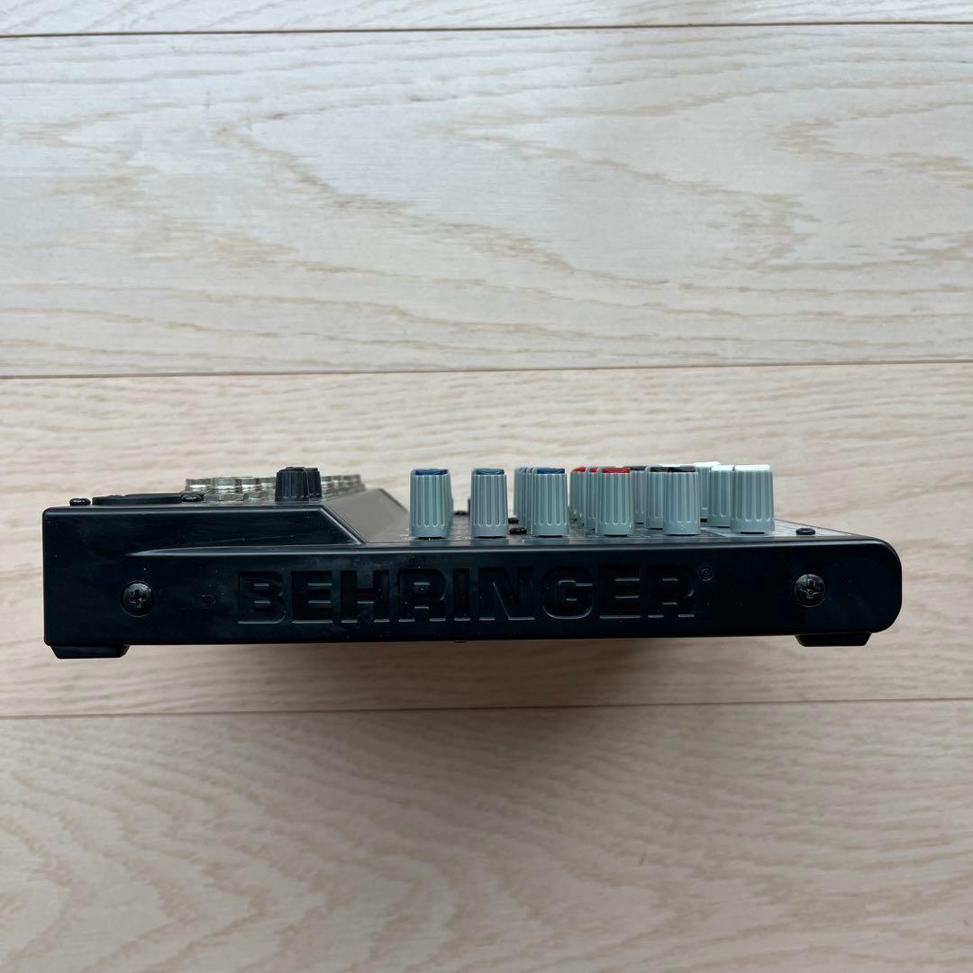 Behringer 802 アナログミキサー