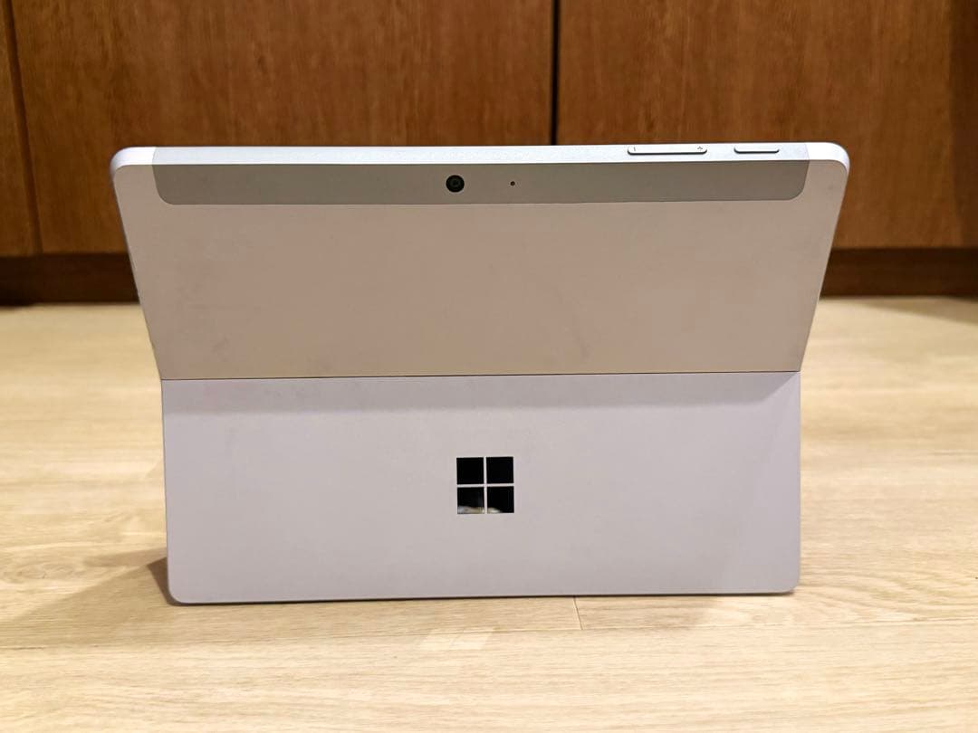 Surface Go 2 純正キーボード付き