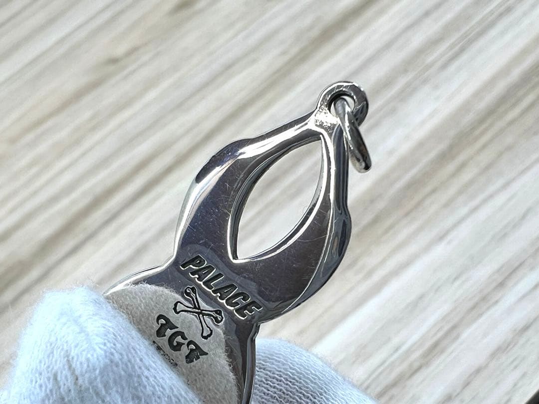 PALACE×TGF 24AW SPIDER PENDANT SILVER