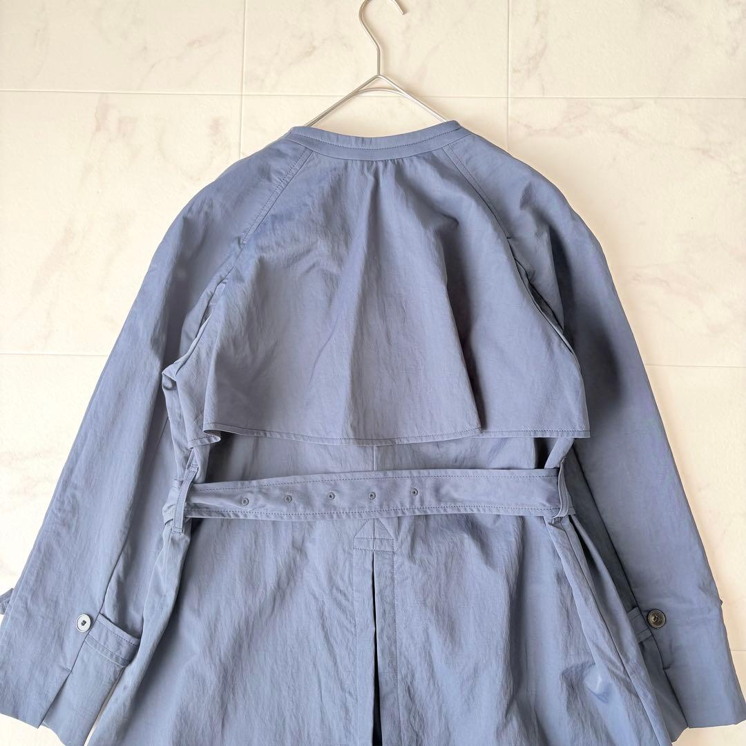 美品✨《アンタイトル》24SS 撥水 トレンチ風カラーレスコート セレモニー 紺