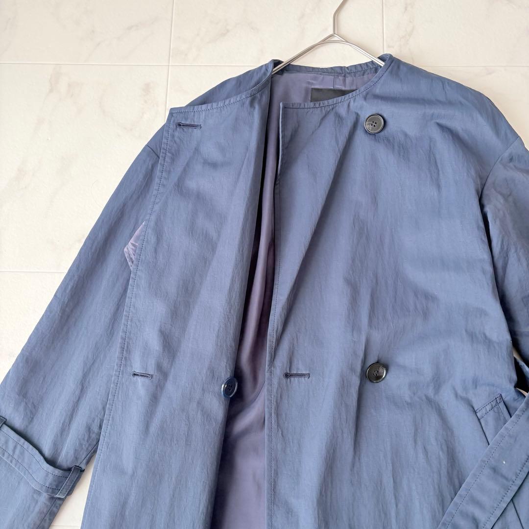 美品✨《アンタイトル》24SS 撥水 トレンチ風カラーレスコート セレモニー 紺