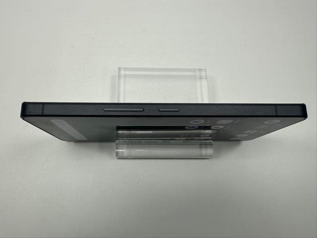外観美品 Aquos R8 pro docomo 256gb ブラック