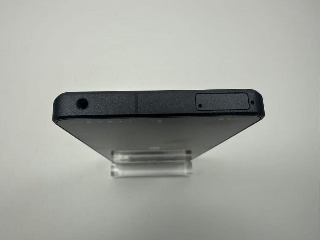 外観美品 Aquos R8 pro docomo 256gb ブラック