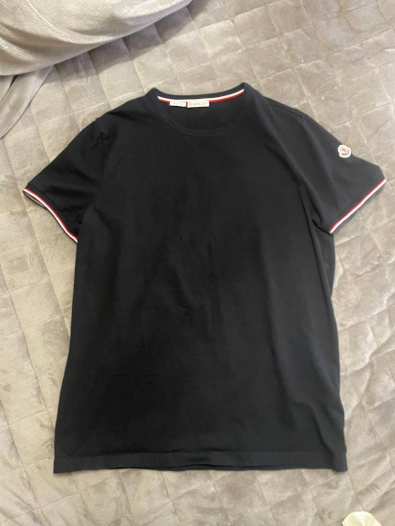 モンクレールロゴ付きトリコロールライン黒 XL Tシャツ