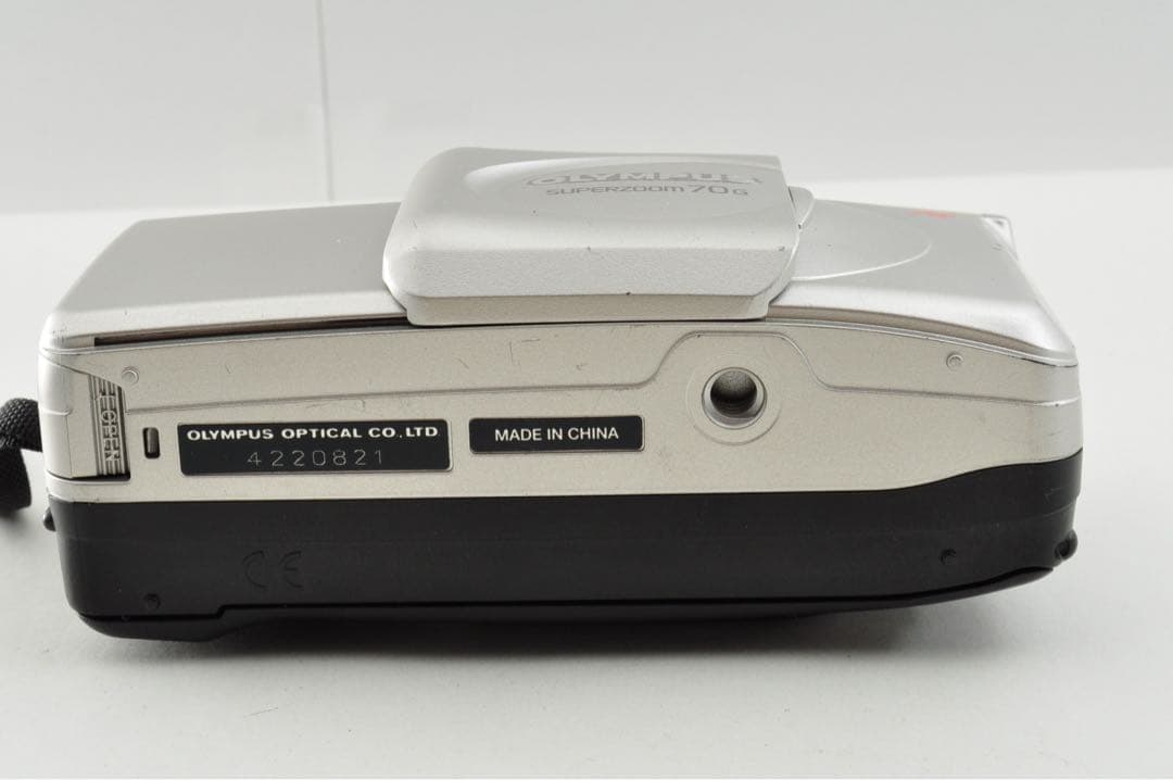 動作確認済　OLYMPUS SUPERZOOM 70G フィルムカメラ