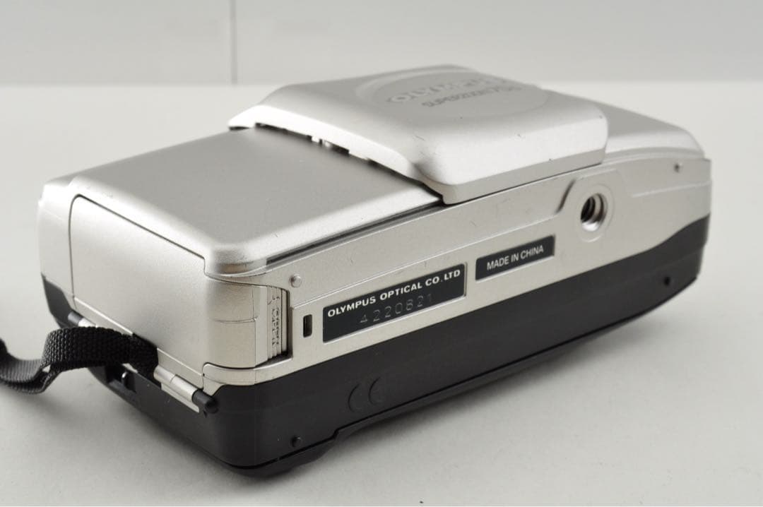 動作確認済　OLYMPUS SUPERZOOM 70G フィルムカメラ