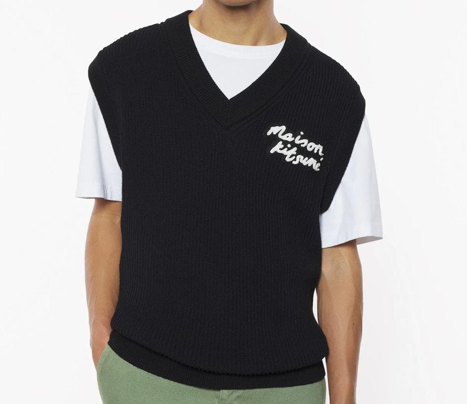 新品未使用Maison Kitsuné メゾンキツネ ブラック ベスト Vネック