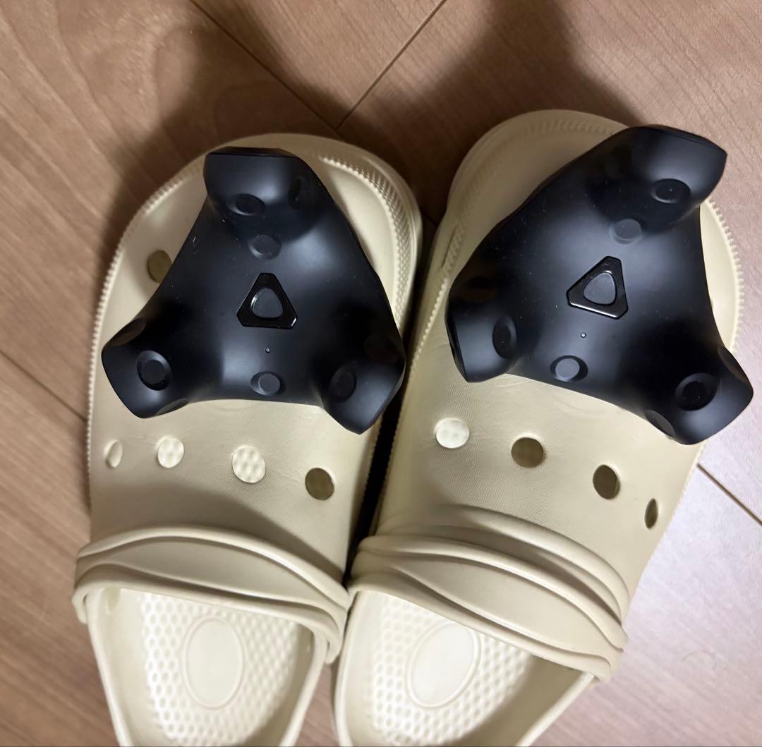 【値下げ】viveトラッカー3.0x3個 ベースステーション2.0x2個 HTC