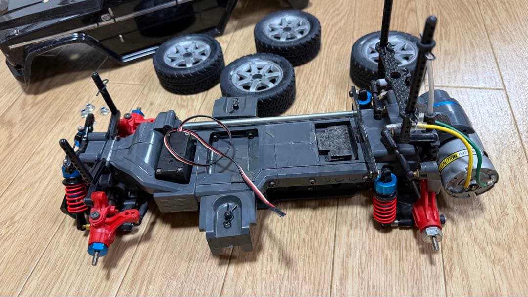 タミヤ 1/10 メルセデス・ベンツ G 320 カブリオ MF-01