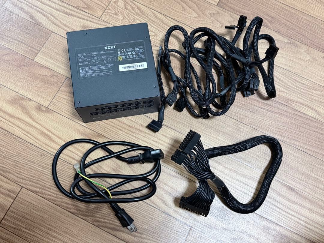 NZXT C1000 1000W 電源ユニット