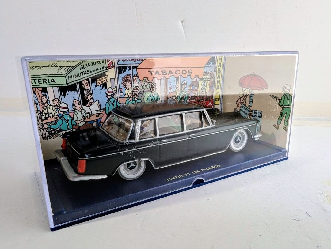 希少美品〈アトラス タンタンカー 『タンタンとピカロたち』ベンツ 1/24〉