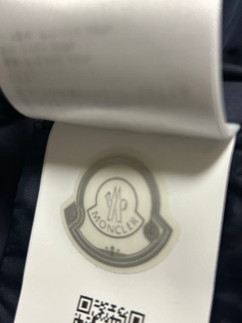 美品　MONCLER TOPAZ ナイロンコートネイビー スプリングコート